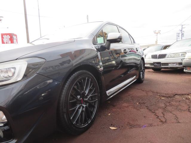 WRX STI STI 6速マニュアル 4WD ターボ アドバンストパッケージ オートハイビーム 後方車検知 サイドビューモニター SDナビ バックモニター インテリジェントドライブ ブーストメーター パワーシート ETC(2枚目)