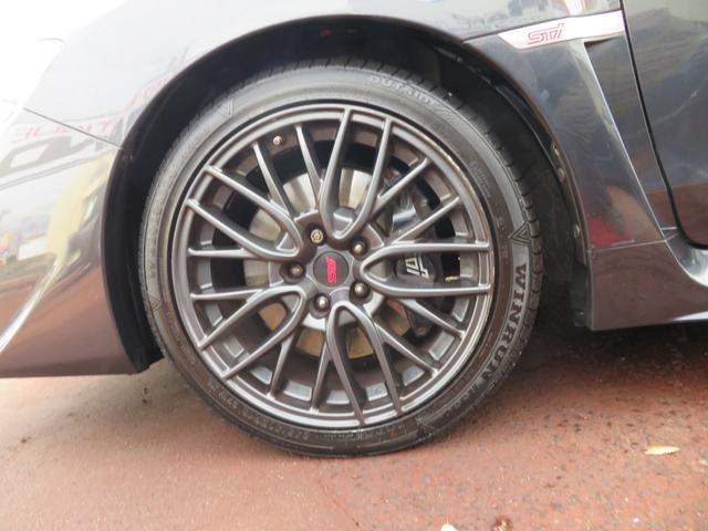 WRX STI STI 6速マニュアル 4WD ターボ アドバンストパッケージ オートハイビーム 後方車検知 サイドビューモニター SDナビ バックモニター インテリジェントドライブ ブーストメーター パワーシート ETC(4枚目)