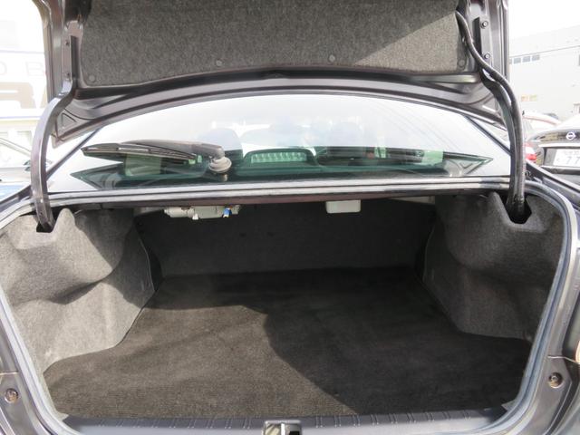 WRX STI STI 6速マニュアル 4WD ターボ アドバンストパッケージ オートハイビーム 後方車検知 サイドビューモニター SDナビ バックモニター インテリジェントドライブ ブーストメーター パワーシート ETC(21枚目)