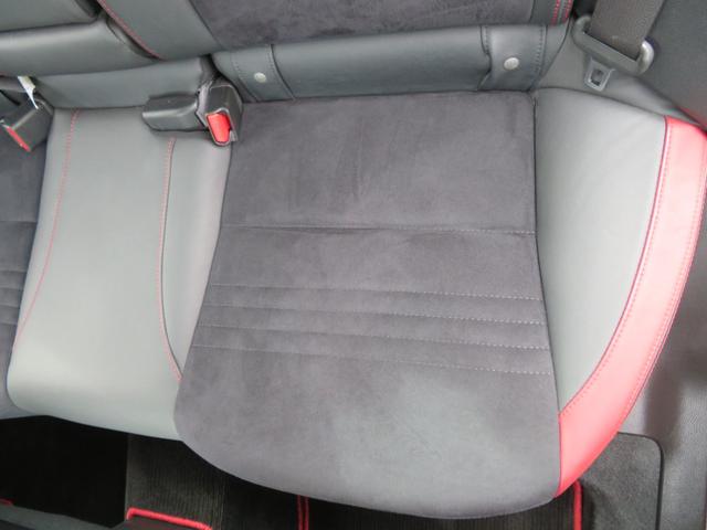 WRX STI STI 6速マニュアル 4WD ターボ アドバンストパッケージ オートハイビーム 後方車検知 サイドビューモニター SDナビ バックモニター インテリジェントドライブ ブーストメーター パワーシート ETC(29枚目)