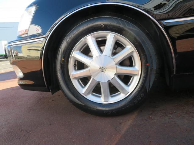 クラウンマジェスタ ４．０Ｃタイプ　ワンオーナー車　ブラックワントーン　本革　ワイドマルチ　ロ―フォルム　エアサスコントローラー　キセノンヘッドライト　クルーズコントロール　電動ステアリンアグチルト　前席パワーシート　タイベル交換済み（4枚目）