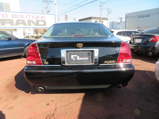 クラウンマジェスタ ４．０Ｃタイプ　ワンオーナー車　ブラックワントーン　本革　ワイドマルチ　ロ―フォルム　エアサスコントローラー　キセノンヘッドライト　クルーズコントロール　電動ステアリンアグチルト　前席パワーシート　タイベル交換済み（19枚目）