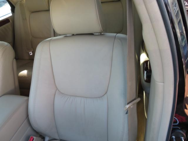 クラウンマジェスタ ４．０Ｃタイプ　ワンオーナー車　ブラックワントーン　本革　ワイドマルチ　ロ―フォルム　エアサスコントローラー　キセノンヘッドライト　クルーズコントロール　電動ステアリンアグチルト　前席パワーシート　タイベル交換済み（22枚目）