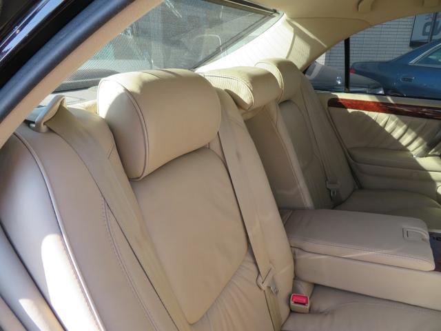 クラウンマジェスタ ４．０Ｃタイプ　ワンオーナー車　ブラックワントーン　本革　ワイドマルチ　ロ―フォルム　エアサスコントローラー　キセノンヘッドライト　クルーズコントロール　電動ステアリンアグチルト　前席パワーシート　タイベル交換済み（34枚目）