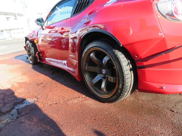 86 G 6速マニュアル ロ―フォルム ブリッツ車高調 18インチAW 公認ワイドボディー GTウイング TRD4本出しマフラー HDDナビ フルセグTV ブルトゥース対応 ETC TRC HID(3枚目)