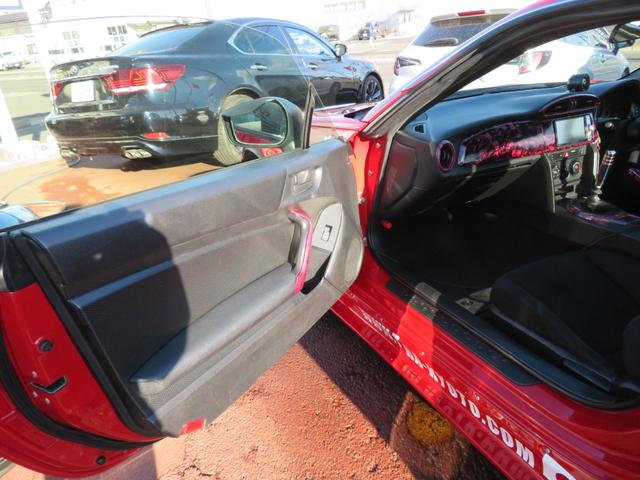 86 G 6速マニュアル ロ―フォルム ブリッツ車高調 18インチAW 公認ワイドボディー GTウイング TRD4本出しマフラー HDDナビ フルセグTV ブルトゥース対応 ETC TRC HID(28枚目)