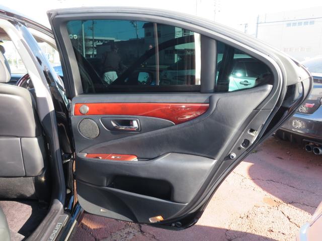 LS LS600h バージョンS Iパッケージ プリクラッシュセーフティ・黒本革エアーシート・エアサスコントローラー・マークレビンソン・3眼LEDヘッドライト・デイライト付OPフォグランプ・フルセグ地デジTV・パワートランクリッド・ビルトインETC(36枚目)