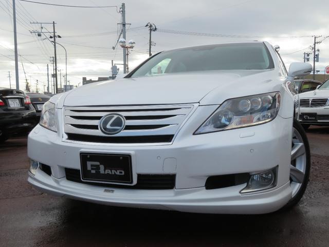 ＬＳ ＬＳ６００ｈ　バージョンＳ　Ｉパッケージ　ハイブリッド４ＷＤ・サンルーフ・黒本革エアーシート・トムスフルエアロ・トランク＆ルーフスポイラー・純正エアサス・純正ＨＤＤマルチ・Ｂｌｕｅｔｏｏｔｈオーディオ・プリクラッシュセーフティ・ＥＴＣ（3枚目）