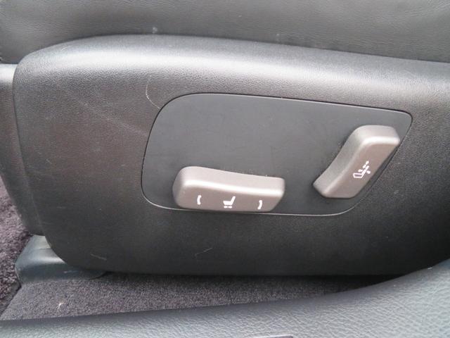 ＬＳ ＬＳ６００ｈ　バージョンＳ　Ｉパッケージ　ハイブリッド４ＷＤ・サンルーフ・黒本革エアーシート・トムスフルエアロ・トランク＆ルーフスポイラー・純正エアサス・純正ＨＤＤマルチ・Ｂｌｕｅｔｏｏｔｈオーディオ・プリクラッシュセーフティ・ＥＴＣ（31枚目）