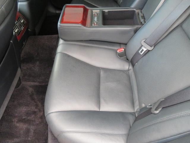 ＬＳ ＬＳ６００ｈ　バージョンＳ　Ｉパッケージ　ハイブリッド４ＷＤ・サンルーフ・黒本革エアーシート・トムスフルエアロ・トランク＆ルーフスポイラー・純正エアサス・純正ＨＤＤマルチ・Ｂｌｕｅｔｏｏｔｈオーディオ・プリクラッシュセーフティ・ＥＴＣ（33枚目）