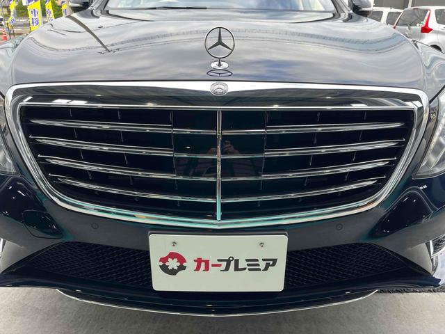 Ｓクラス 　ＡＭＧライン　Ｖ８ツインターボ　パノラミックスライディングルーフ　アダプティブクルーズコントロール　ブルメスタープレミアムサウンド　全周囲カメラ　純正ナビ　フルセグ　リヤモニター　パワーシート（15枚目）