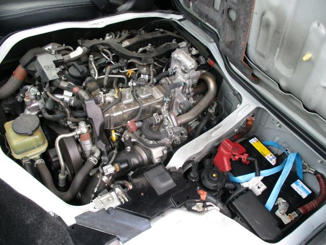ハイエースバン スーパーＧＬ　ダークプライムＩＩ　４ＷＤディーゼルターボ　両側パワースライドドア　セーフティーセンス　プッシュスタート　ＬＥＤヘッドライト　社外ＴＶナビ　バックカメラ　ＥＴＣ　ドライブレコーダー（41枚目）