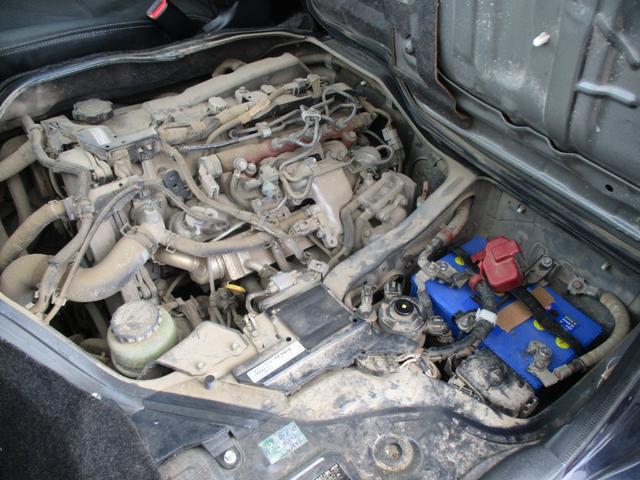 レジアスエースバン スーパーＧＬ　ダークプライム　４ＷＤディーゼルターボ　寒冷地仕様　ＬＥＤヘッドライト　プッシュスタート　ウッドコンビステアリング　リアエアコンリアヒーター　ＥＴＣ　フォグライト　電動格納ミラー（33枚目）