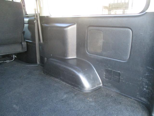 レジアスエースバン ロングスーパーＧＬ　４ＷＤディーゼルターボ　リアエアコンリアヒーター　ＥＴＣ　電動格納ミラー　フォグライト（14枚目）