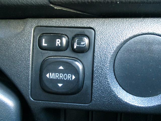 ハイエースバン ロングスーパーＧＬ　４ＷＤディーゼルターボ　寒冷地仕様　ＬＥＤヘッドライト　ＴＶナビ　バックカメラ　ＥＴＣ　リアエアコンリアヒーター　ドライブレコーダー　電動格納ミラー　フォグライト（19枚目）