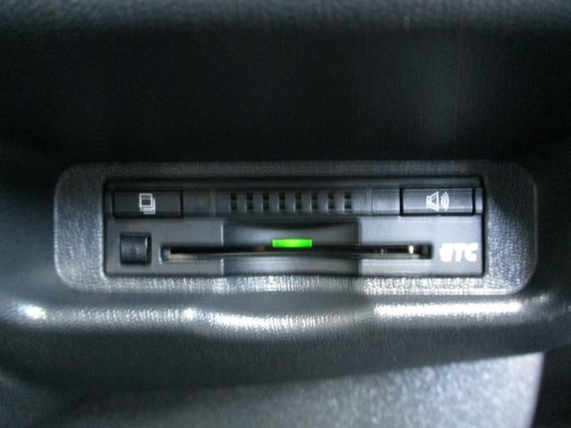 ハイエースバン ロングスーパーＧＬ　４ＷＤディーゼルターボ　寒冷地仕様　ＬＥＤヘッドライト　ＴＶナビ　バックカメラ　ＥＴＣ　リアエアコンリアヒーター　ドライブレコーダー　電動格納ミラー　フォグライト（20枚目）