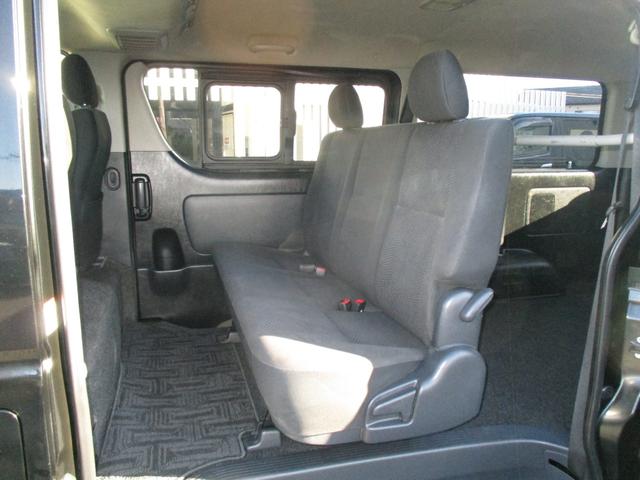 ハイエースバン ロングスーパーＧＬ　４ＷＤディーゼルターボ　寒冷地仕様　ＬＥＤヘッドライト　ＴＶナビ　バックカメラ　ＥＴＣ　リアエアコンリアヒーター　ドライブレコーダー　電動格納ミラー　フォグライト（28枚目）