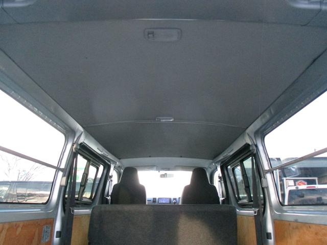 ハイエースバン ロングDX 5ドア 4WDディーゼルターボ モデリスタフロントスポイラー TVナビ バックカメラ ETC(16枚目)