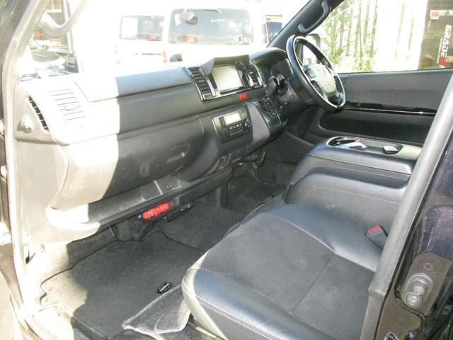 ハイエースバン スーパーGL ダークプライムII 4WDディーゼルターボ セーフティーセンス LEDヘッドライト プッシュスタート TVナビ バックカメラ ETC ドライブレコーダー リアエアコンリアヒーター 電動格納ミラー フォグライト(32枚目)