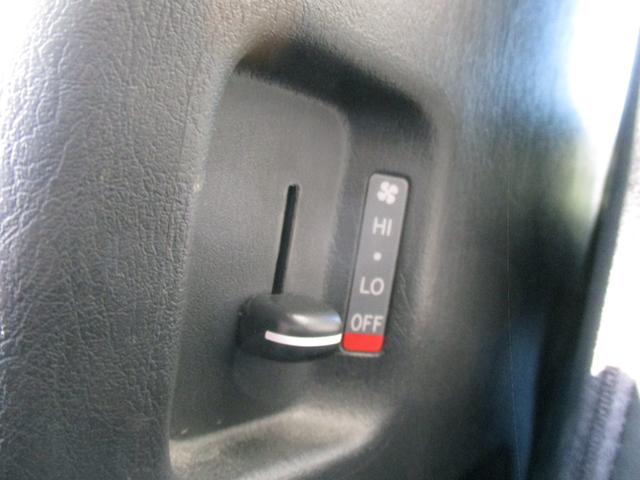 ハイエースバン スーパーGL ダークプライムII 4WDディーゼルターボ セーフティーセンス LEDヘッドライト プッシュスタート TVナビ バックカメラ ETC ドライブレコーダー リアエアコンリアヒーター 電動格納ミラー フォグライト(36枚目)