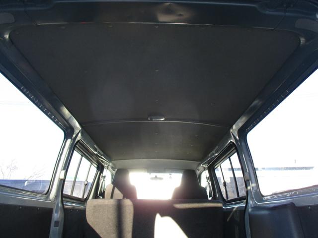 ハイエースバン ロングDX 4WDディーゼルターボ 全塗装済車 オリジナルカスタム仕様 フェイスチェンジ ラプター風塗装 リアヒーター 社外アルミ ホワイトレタータイヤ 社外ナビ バックカメラ ETC ドライブレコーダー(15枚目)