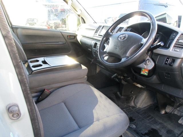 ハイエースバン ロングDX 4WDディーゼルターボ 全塗装済車 オリジナルカスタム仕様 フェイスチェンジ ラプター風塗装 リアヒーター 社外アルミ ホワイトレタータイヤ 社外ナビ バックカメラ ETC ドライブレコーダー(23枚目)