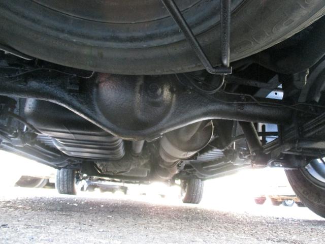 ハイエースバン ロングDX 4WDディーゼルターボ 全塗装済車 オリジナルカスタム仕様 フェイスチェンジ ラプター風塗装 リアヒーター 社外アルミ ホワイトレタータイヤ 社外ナビ バックカメラ ETC ドライブレコーダー(31枚目)