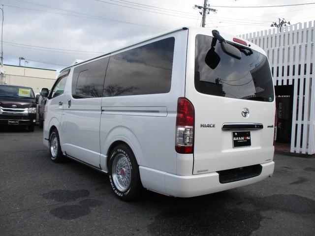 ハイエースバン ロングスーパーＧＬ　４ＷＤディーゼルターボ　ローダウン　プッシュスタート　ＬＥＤヘッドライト　フロントスポイラー　社外アルミ　ホワイトレタータイヤ　ナビ　バックカメラ　ＥＴＣ　ＡＣ１００Ｖコンセント（8枚目）