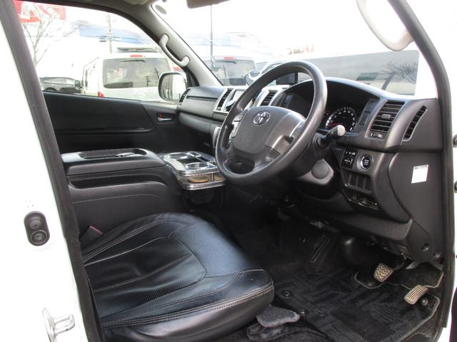 ハイエースバン ロングスーパーＧＬ　４ＷＤディーゼルターボ　ローダウン　プッシュスタート　ＬＥＤヘッドライト　フロントスポイラー　社外アルミ　ホワイトレタータイヤ　ナビ　バックカメラ　ＥＴＣ　ＡＣ１００Ｖコンセント（23枚目）