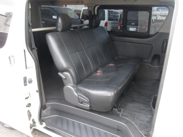 ハイエースバン ロングスーパーＧＬ　４ＷＤディーゼルターボ　ローダウン　プッシュスタート　ＬＥＤヘッドライト　フロントスポイラー　社外アルミ　ホワイトレタータイヤ　ナビ　バックカメラ　ＥＴＣ　ＡＣ１００Ｖコンセント（25枚目）