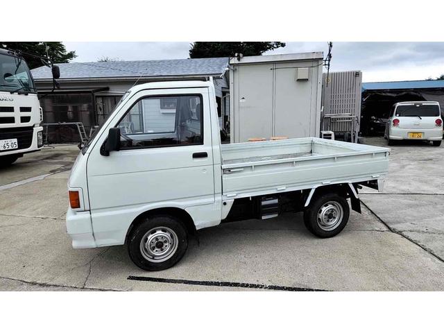 ハイゼットトラック 　４ＷＤ　マニュアル　修復歴無し　走行距離１１０４００キロ　車検２年付　マニュアルウインドウ　三方開（22枚目）
