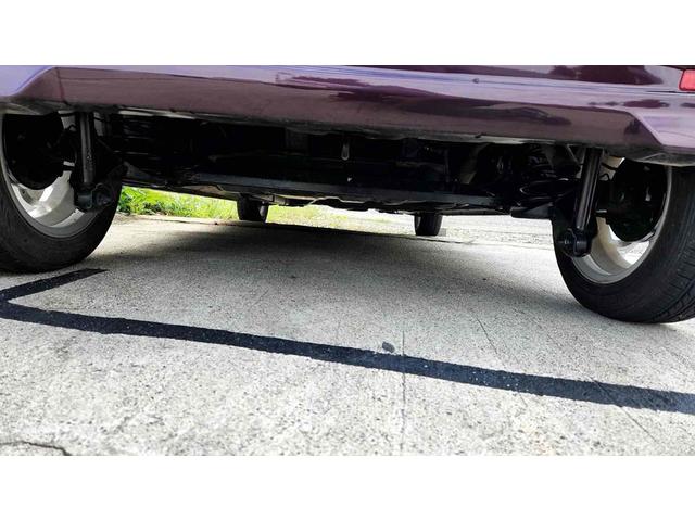 タント カスタムＸリミテッド　電動スライドドア　ＨＩＤ　スマートキー　電動格納ミラー　ベンチシート　ＣＶＴ　盗難防止システム　ＡＢＳ　ＣＤ　ＵＳＢ　アルミホイール　衝突安全ボディ　エアコン　パワーステアリング　パワーウィンドウ（5枚目）