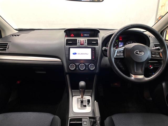 インプレッサスポーツ ２．０ｉアイサイト　禁煙車　４ＷＤ　純正ＨＤＤナビ　バックカメラ　スマートキー　ＥＴＣ　クルコン　オートライト　オートエアコン　純正１５インチアルミ　Ｂｌｕｅｔｏｏｔｈ　ＣＤ　ＤＶＤ再生　フルセグ　パドルシフト（2枚目）