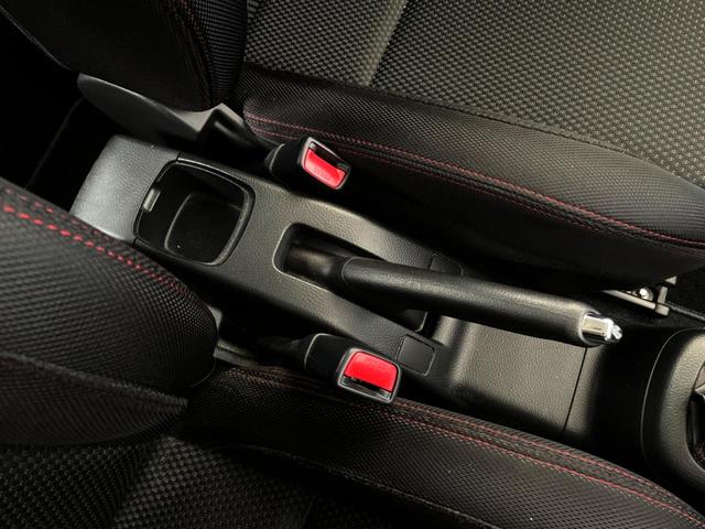 スイフトスポーツ ベースグレード　禁煙車　ＭＴ車　スマートキー　ＨＩＤヘッドライト　ビルトインＥＴＣ　クルコン　オートライト　オートエアコン　純正１７インチアルミ　ＣＤ　盗難防止装置　プライバシーガラス（35枚目）