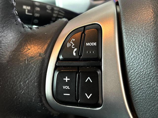 フレアクロスオーバー XS 禁煙車 4WD SDナビ サイドカメラ 衝突被害軽減システム スマートキー HIDヘッド ETC オートライト オートエアコン Bluetooth CD フルセグ 盗難防止装置 プライバシーガラス(31枚目)