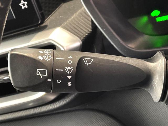 ロッキー プレミアムG HEV 禁煙車 全周囲カメラ 衝突被害軽減システム レーダークルーズ ドラレコ コーナーセンサー スマートキー LEDヘッド オートハイビーム オートライト オートエアコン 純正17インチアルミ(28枚目)