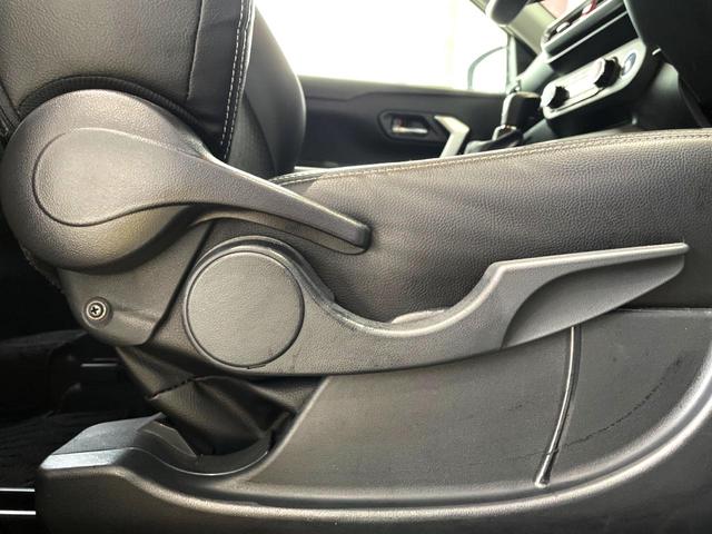 ロッキー プレミアムG HEV 禁煙車 全周囲カメラ 衝突被害軽減システム レーダークルーズ ドラレコ コーナーセンサー スマートキー LEDヘッド オートハイビーム オートライト オートエアコン 純正17インチアルミ(32枚目)