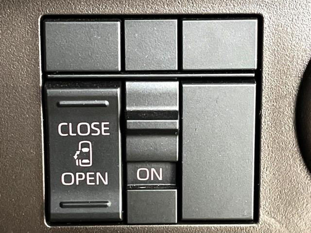 ルーミー X 禁煙車 純正ナビ 電動スライドドア コーナーセンサー オートライト Bluetooth CD 地デジ プライバシーガラス 盗難防止装置(3枚目)