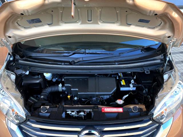 デイズルークス Ｘ　禁煙車　４ＷＤ　純正ＳＤナビ　全周囲カメラ　衝突被害軽減システム　スマートキー　ＥＴＣ　オートエアコン　Ｂｌｕｅｔｏｏｔｈ　ＣＤ　ＤＶＤ再生　フルセグ　盗難防止装置　プライバシーガラス（9枚目）