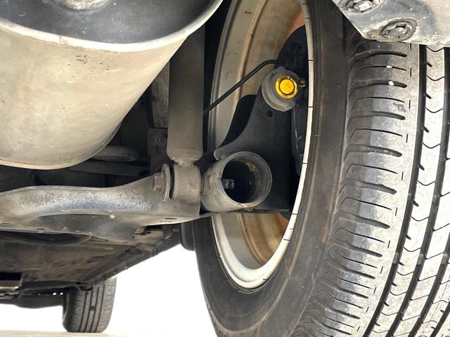 ノート ｅ－パワー　Ｘ　禁煙車　純正ナビ　全周囲カメラ　スマートキー　ＬＥＤヘッド　純正１４インチアルミ　オートライト　オートエアコン　Ｂｌｕｅｔｏｏｔｈ　ＣＤ　ＤＶＤ再生　フルセグ　盗難防止装置　プライバシーガラス（23枚目）