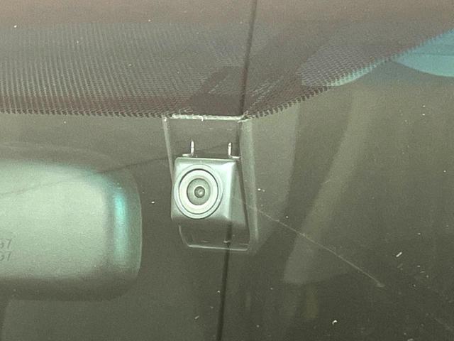 エスティマ アエラス 禁煙車 4WD 電動スライドドア SDナビ バックカメラ 寒冷地仕様 スマートキー HIDヘッド ビルトインETC クルコン 純正17インチアルミ オートライト デュアルエアコン リアエアコン(6枚目)