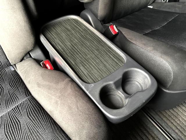 エスティマ アエラス 禁煙車 4WD 電動スライドドア SDナビ バックカメラ 寒冷地仕様 スマートキー HIDヘッド ビルトインETC クルコン 純正17インチアルミ オートライト デュアルエアコン リアエアコン(39枚目)