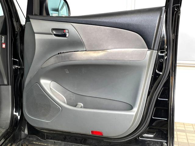 エスティマ アエラス 禁煙車 4WD 電動スライドドア SDナビ バックカメラ 寒冷地仕様 スマートキー HIDヘッド ビルトインETC クルコン 純正17インチアルミ オートライト デュアルエアコン リアエアコン(43枚目)