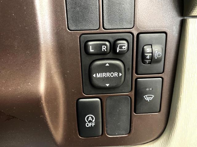 パッソ プラスハナ 禁煙車 純正SDナビ バックカメラ 寒冷地仕様 オートエアコン Bluetooth CD DVD再生 地デジ プライバシーガラス(15枚目)