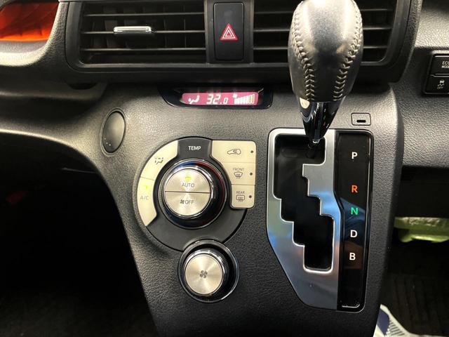 シエンタ ハイブリッドG 禁煙車 両側電動ドア 純正SDナビ バックカメラ 寒冷地仕様 衝突被害軽減システム スマートキー HIDヘッド ビルトインETC 車線逸脱警報 オートエアコン Bluetooth CD(13枚目)