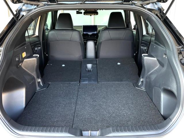 ヤリスクロス ハイブリッドＺ　禁煙車　全周囲カメラ　衝突被害軽減システム　レーダークルーズ　ハーフレザーシート　パワーシート　ドラレコ　スマートキー　ＬＥＤヘッド　ナビ連動ＥＴＣ　純正１８インチアルミ　車線逸脱警報　オートライト（12枚目）