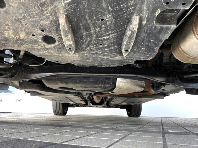 ヤリスクロス ハイブリッドＺ　禁煙車　全周囲カメラ　衝突被害軽減システム　レーダークルーズ　ハーフレザーシート　パワーシート　ドラレコ　スマートキー　ＬＥＤヘッド　ナビ連動ＥＴＣ　純正１８インチアルミ　車線逸脱警報　オートライト（21枚目）