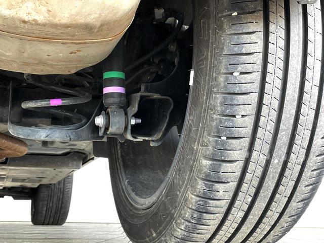 ヤリスクロス ハイブリッドＺ　禁煙車　全周囲カメラ　衝突被害軽減システム　レーダークルーズ　ハーフレザーシート　パワーシート　ドラレコ　スマートキー　ＬＥＤヘッド　ナビ連動ＥＴＣ　純正１８インチアルミ　車線逸脱警報　オートライト（25枚目）