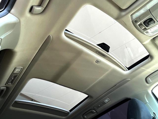 ヴェルファイア 2.4Z プラチナセレクションII タイプゴールド サンルーフ 両側電動ドア SDナビ バックカメラ 電動リアゲート スマートキー HIDヘッド ビルトインETC 18インチアルミ オートライト デュアルエアコン リアエアコン Bluetooth(3枚目)