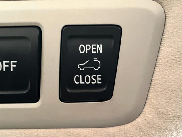 ヴェルファイア 2.4Z プラチナセレクションII タイプゴールド サンルーフ 両側電動ドア SDナビ バックカメラ 電動リアゲート スマートキー HIDヘッド ビルトインETC 18インチアルミ オートライト デュアルエアコン リアエアコン Bluetooth(33枚目)